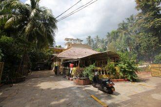 Casa Roiz Guest House, Goa 1